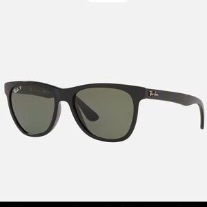 RayBan Sunglasses, Black (RB 4184)